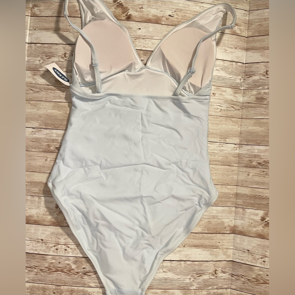 🆕 RESERVED BB Old Navy Women’s Ruched Deep V-Neck One Piece Swim Swimsuit - Picture 4 of 12